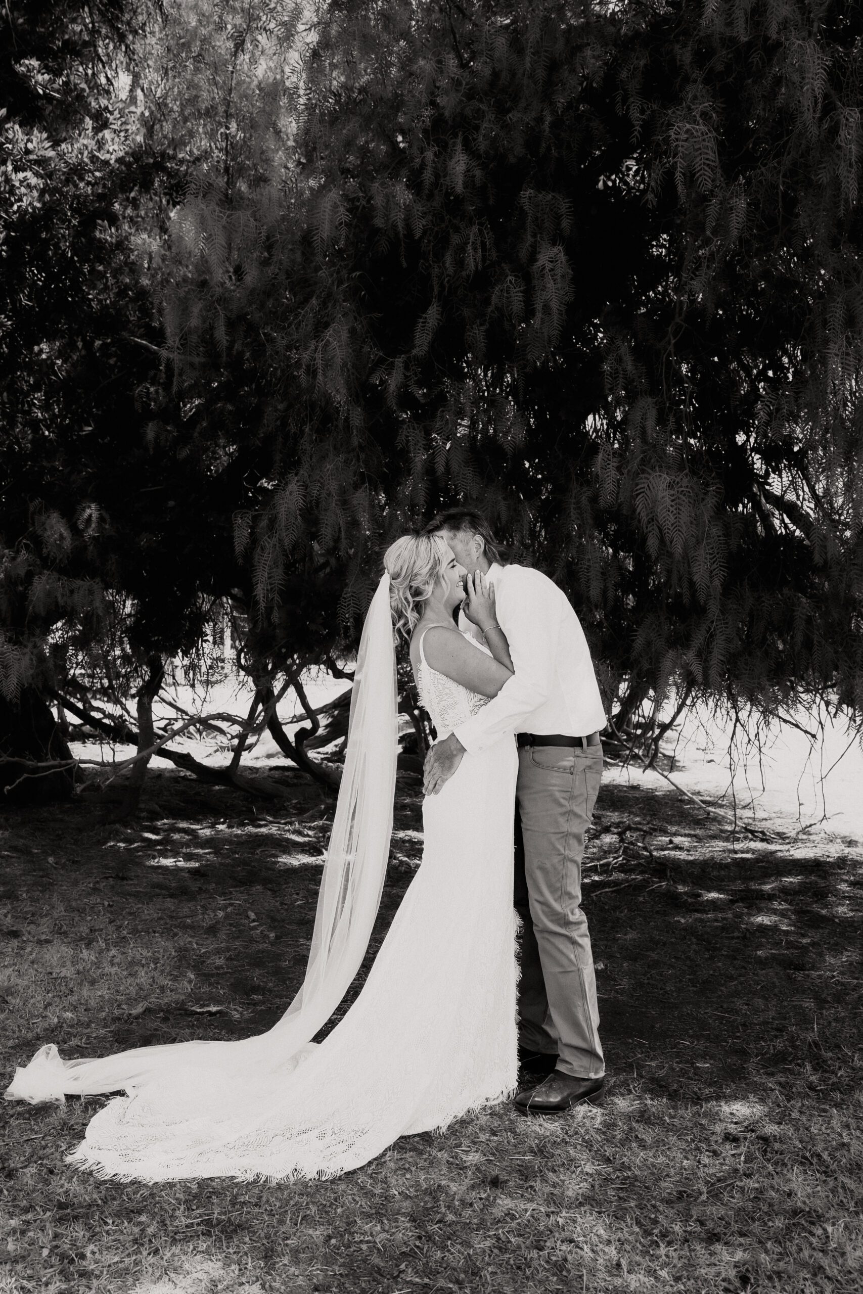 black-white-melbourne-wedding